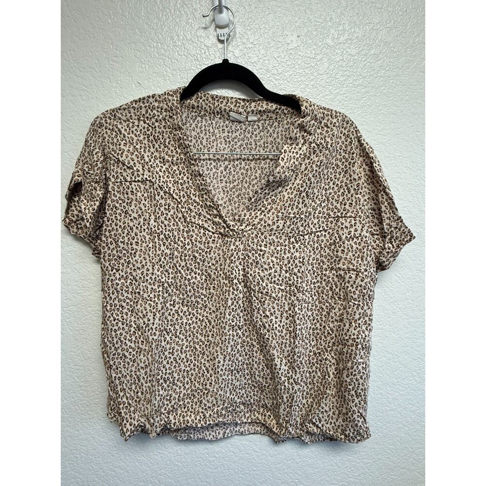 GAP L Large Short Sleeve Shirt Women's Cheetah Print